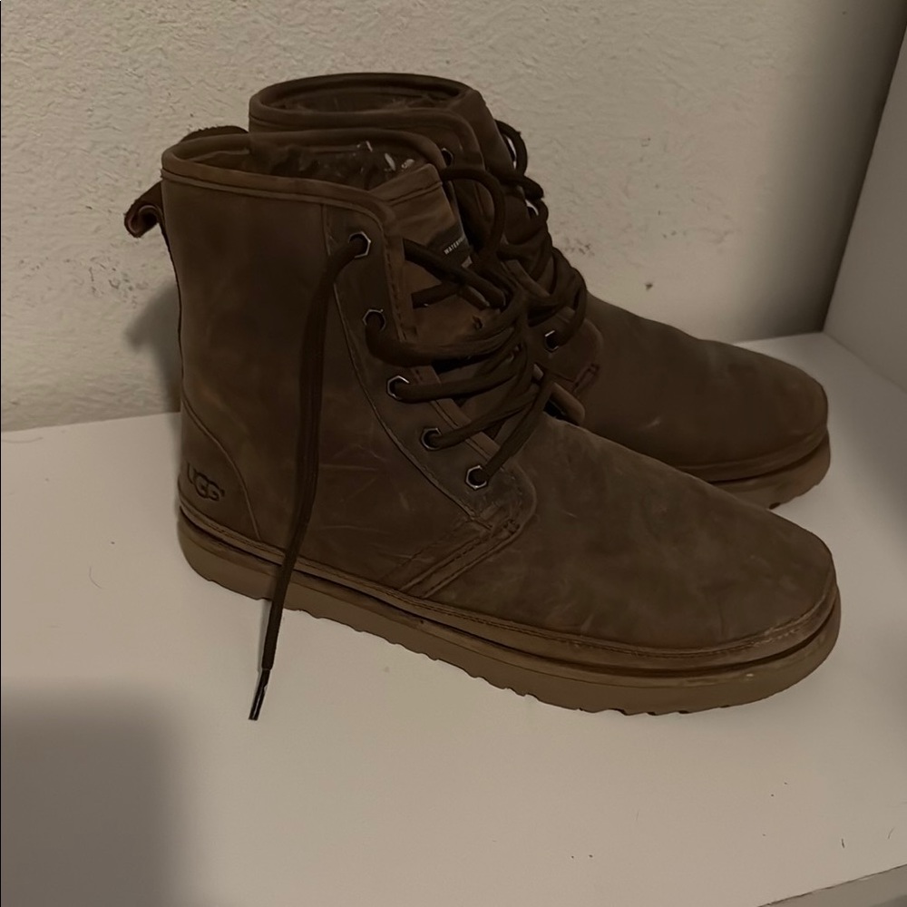 UGG Men's Brown Leather Boots